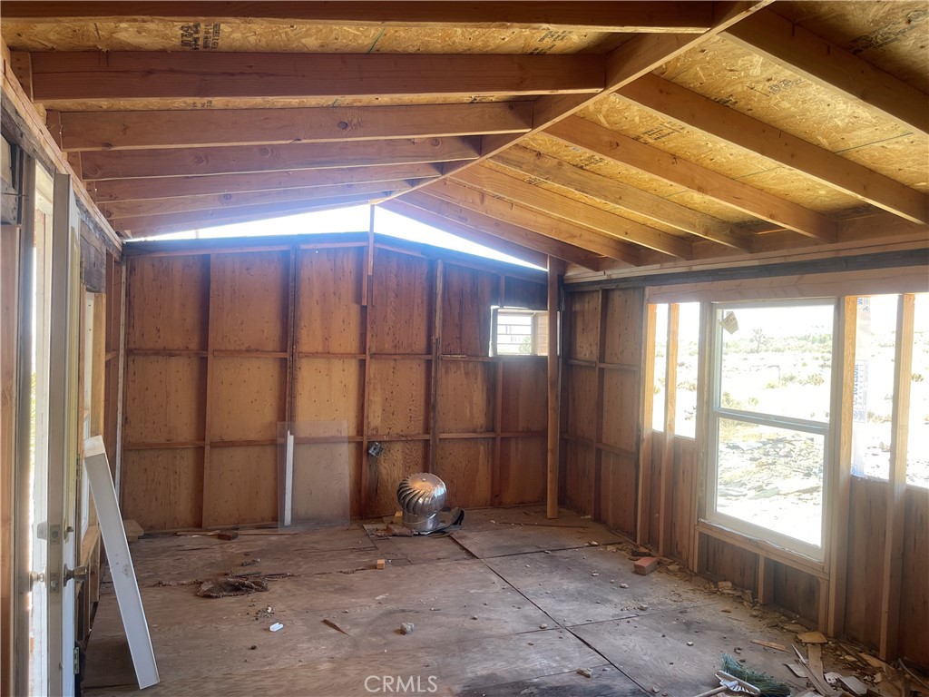 7362 Mesa Road Lucerne Valley, CA 92356 - Photo 5 of 15