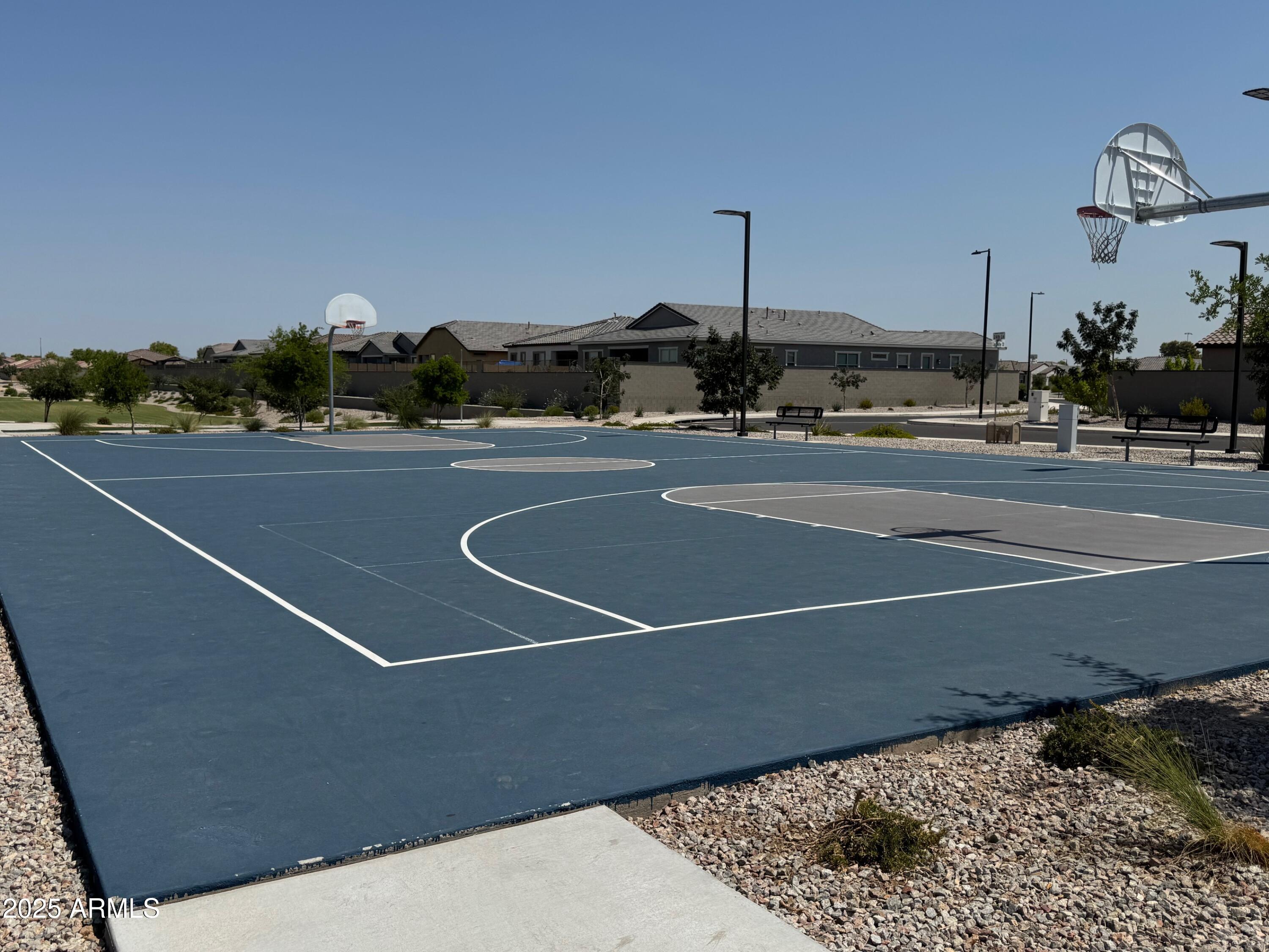 2534 West Chanute Pass Phoenix, AZ 85041 - Photo 11 of 16 Common Area - Basketball