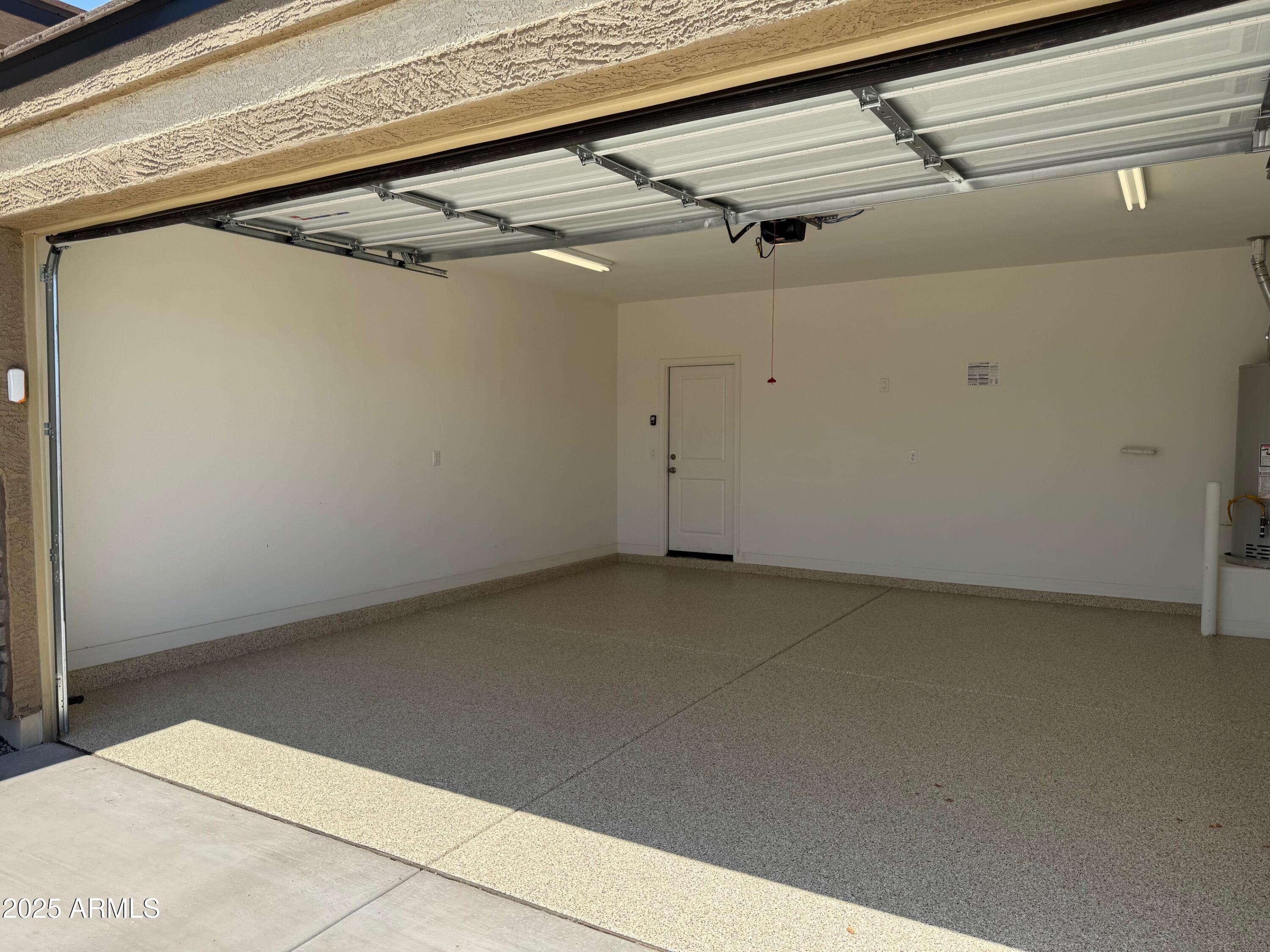 2534 West Chanute Pass Phoenix, AZ 85041 - Photo 9 of 16 Garage
