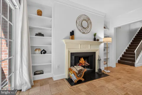 $925,000 | 3297 Sutton Place Northwest, Unit C, Washington, DC 20016