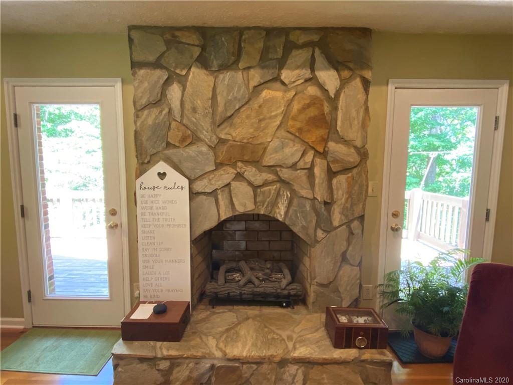 1915 Rucker Road Shelby, NC 28152 - Photo 9 of 38 Gallery Image 9