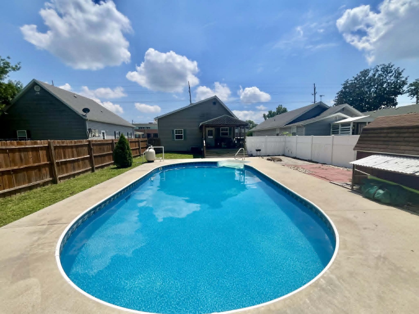 511 East Herrin Street Herrin, IL 62948 - Photo 4 of 16