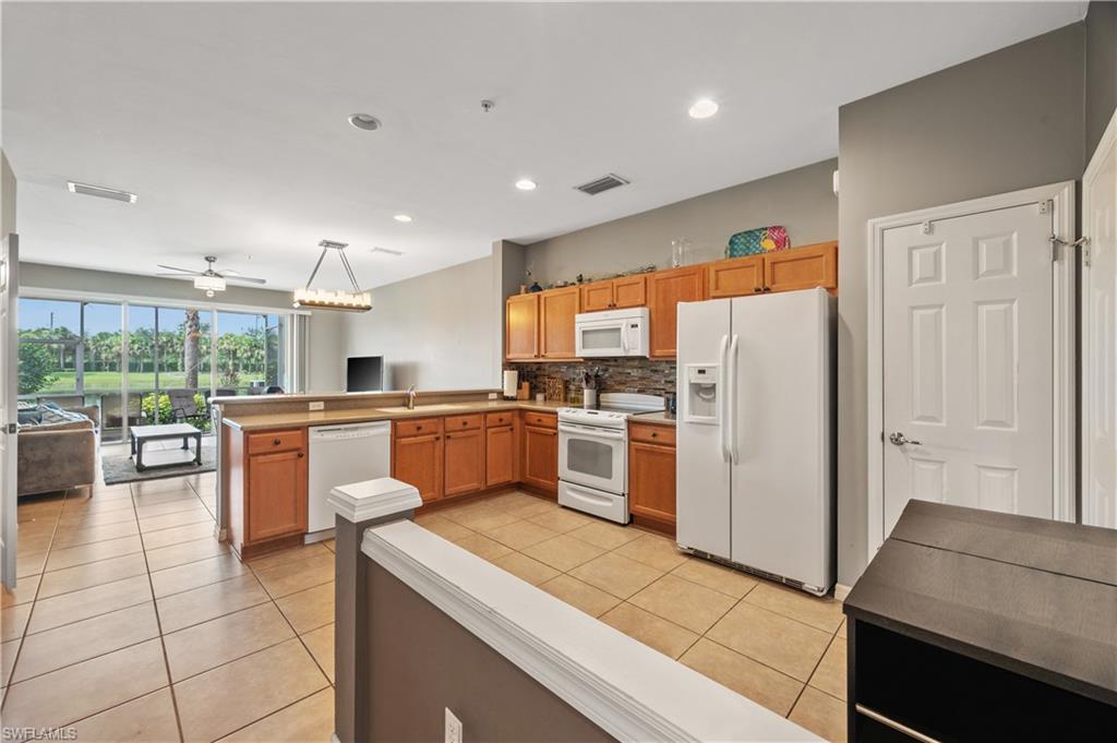 16179 Ravina Way, Unit 26 Naples, FL 34110 - Photo 3 of 17 Gallery Image 3