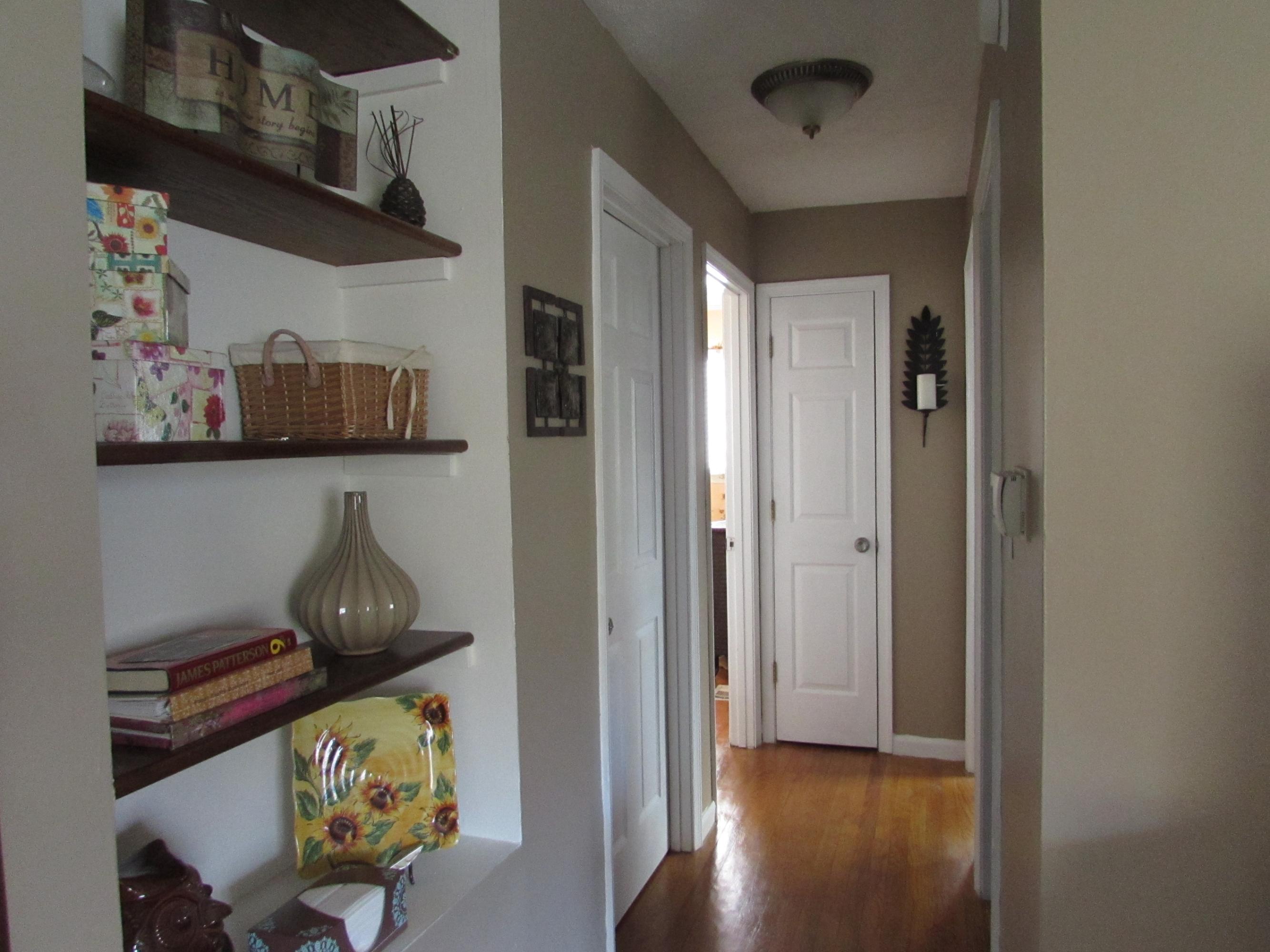 639 Timberidge Road Vinton, VA 24179 - Photo 13 of 25 Built-in Bookshelves