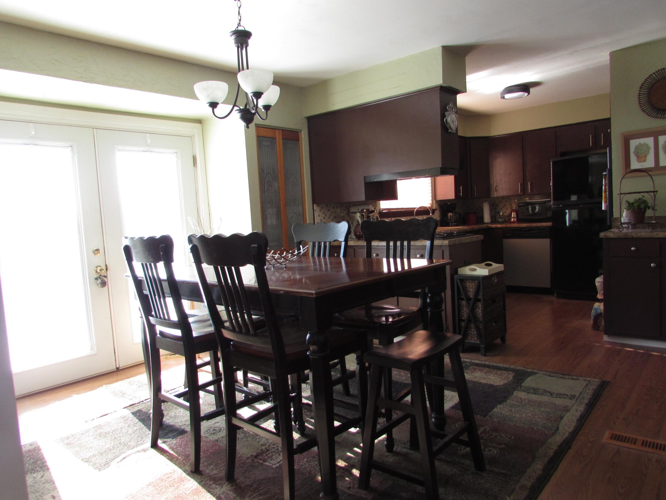 639 Timberidge Road Vinton, VA 24179 - Photo 6 of 25 Dining Area
