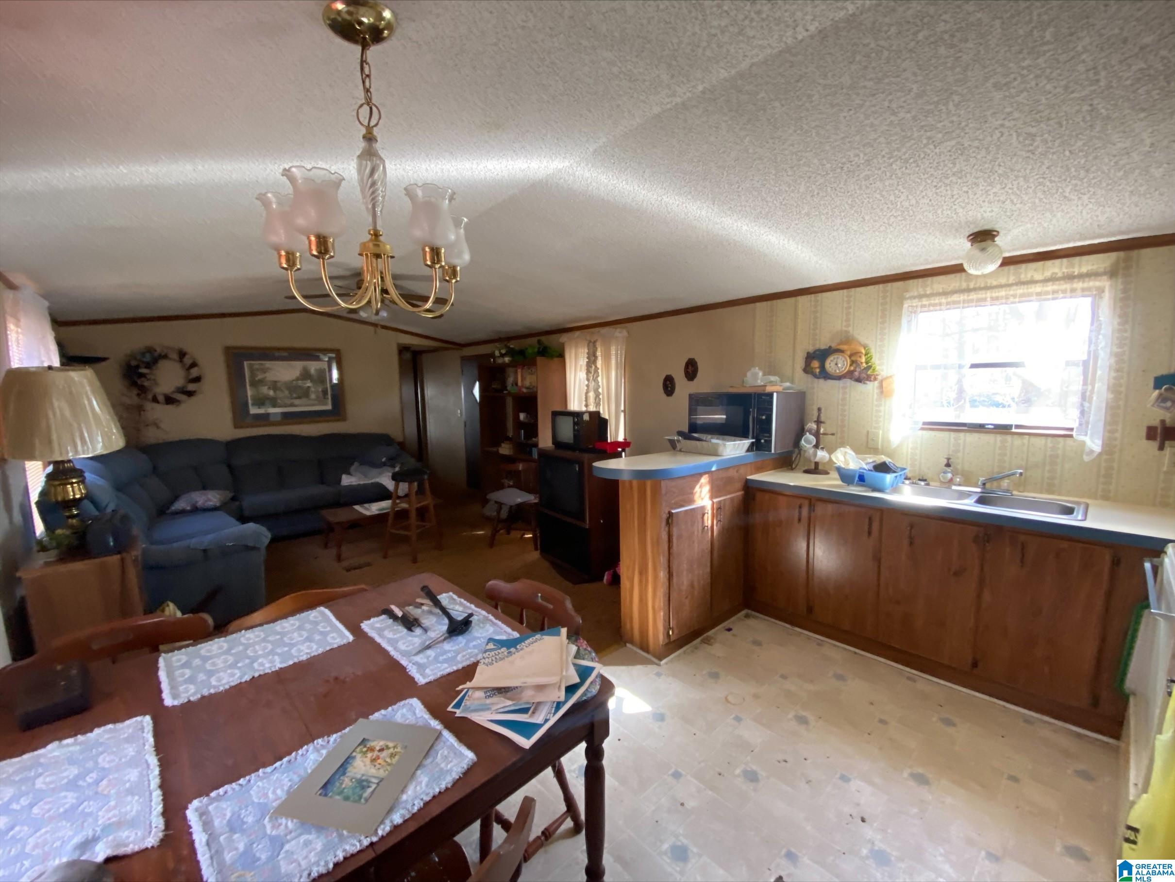 881 Glaze Road Vincent, AL 35178 - Photo 8 of 11