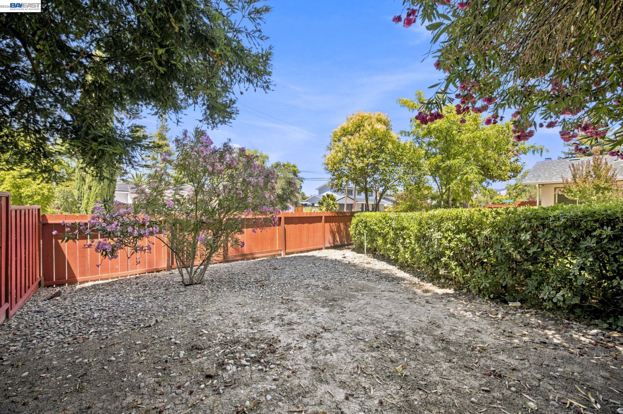 1082 Springfield Drive Walnut Creek, CA 94598 - Photo 43 of 66