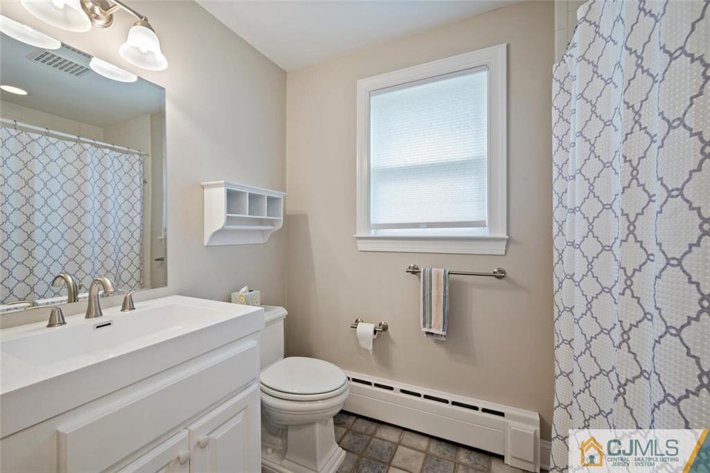 665 Ridge Road Monmouth Junction, NJ 08852 - Photo 10 of 22