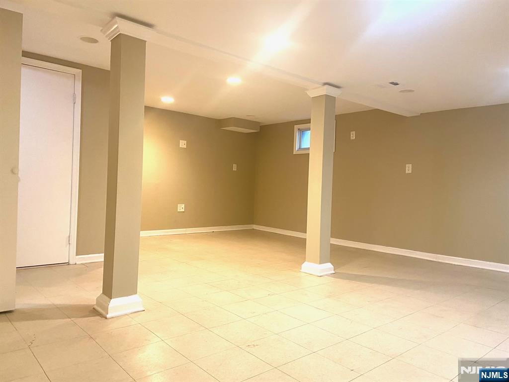 162 Union Place Ridgefield Park, NJ 07660 - Photo 11 of 21