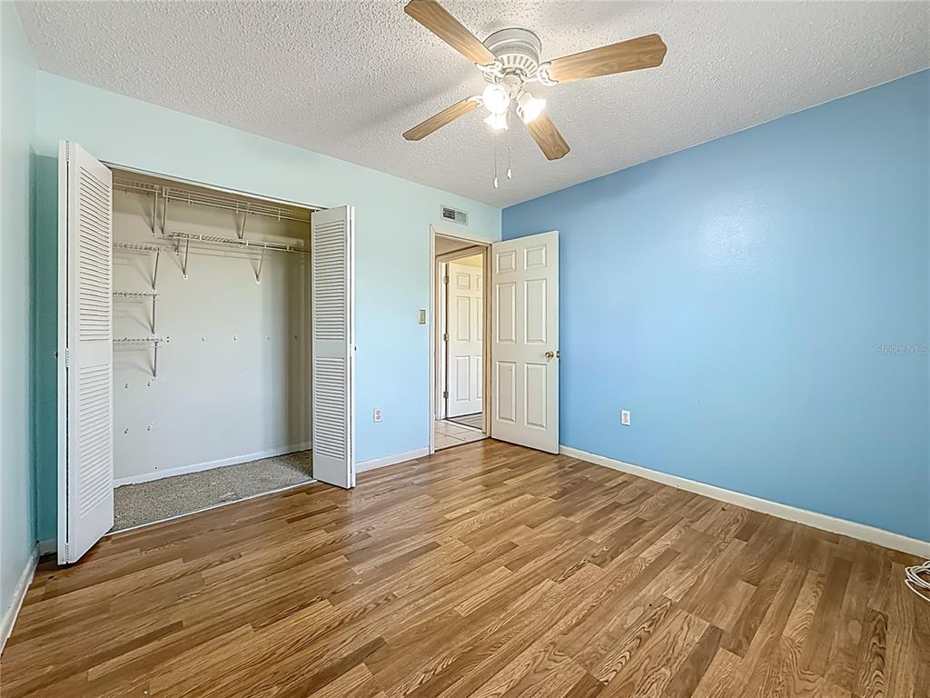 379 South McMullen Booth Road, Unit 76 Clearwater, FL 33759 - Photo 18 of 39 a view of an empty room with a window