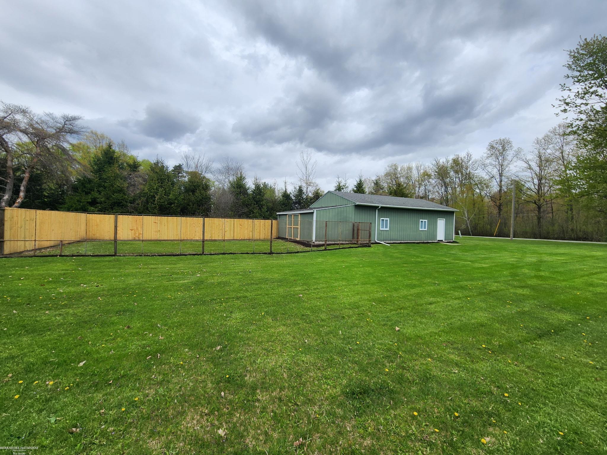 6580 Bell Road Birch Run, MI 48415 - Photo 14 of 17 Gallery Image 14