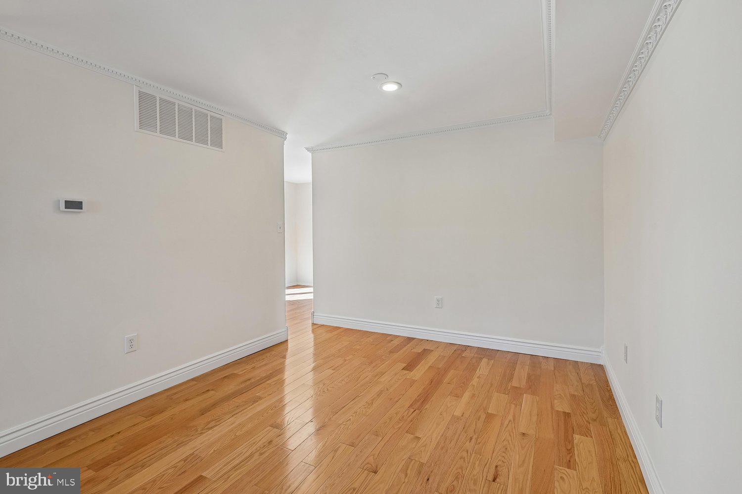 7 Drawbridge Court Baltimore, MD 21228 - Photo 12 of 65 Dining Room