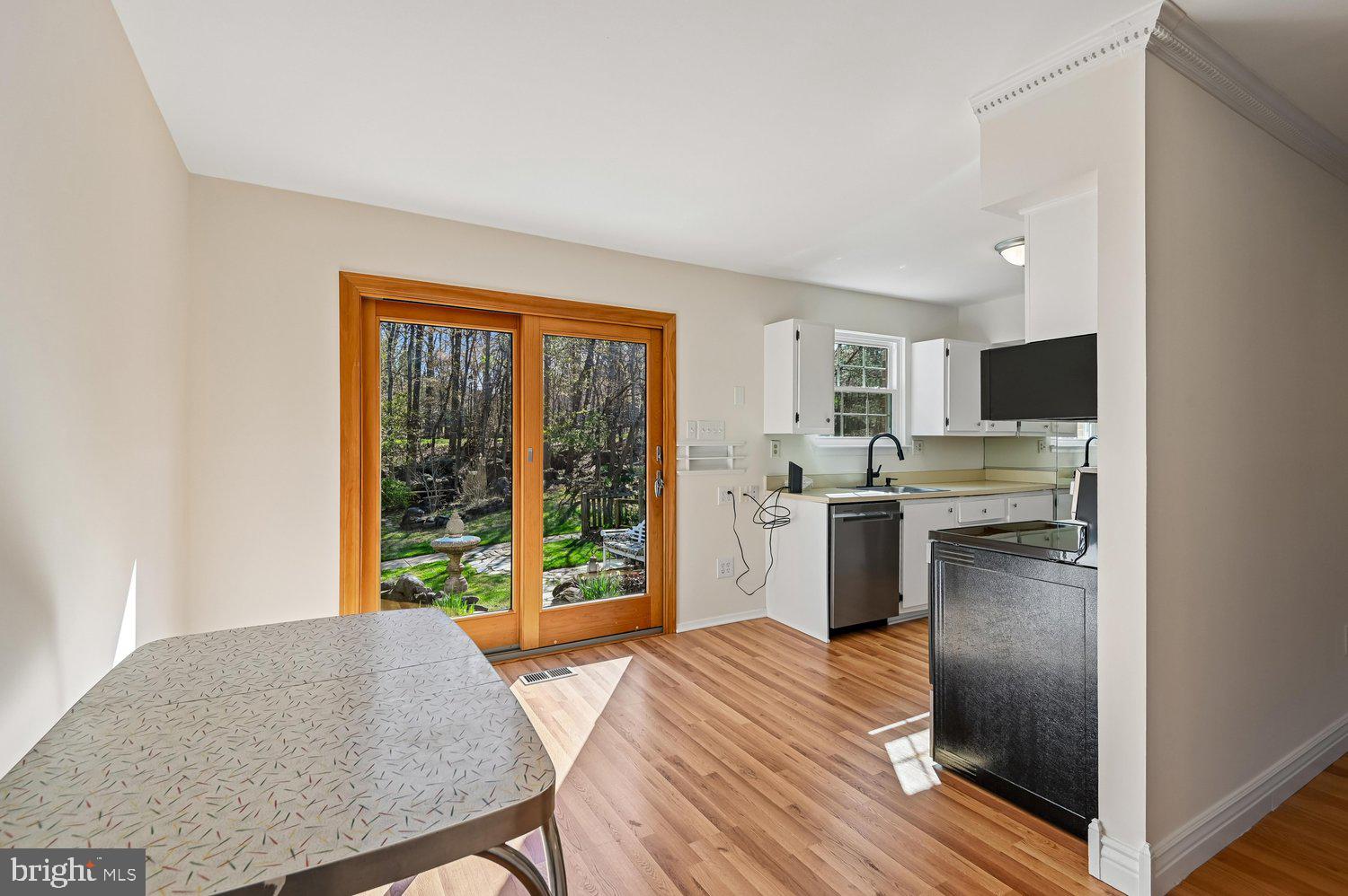 7 Drawbridge Court Baltimore, MD 21228 - Photo 19 of 65 Breakfast Area