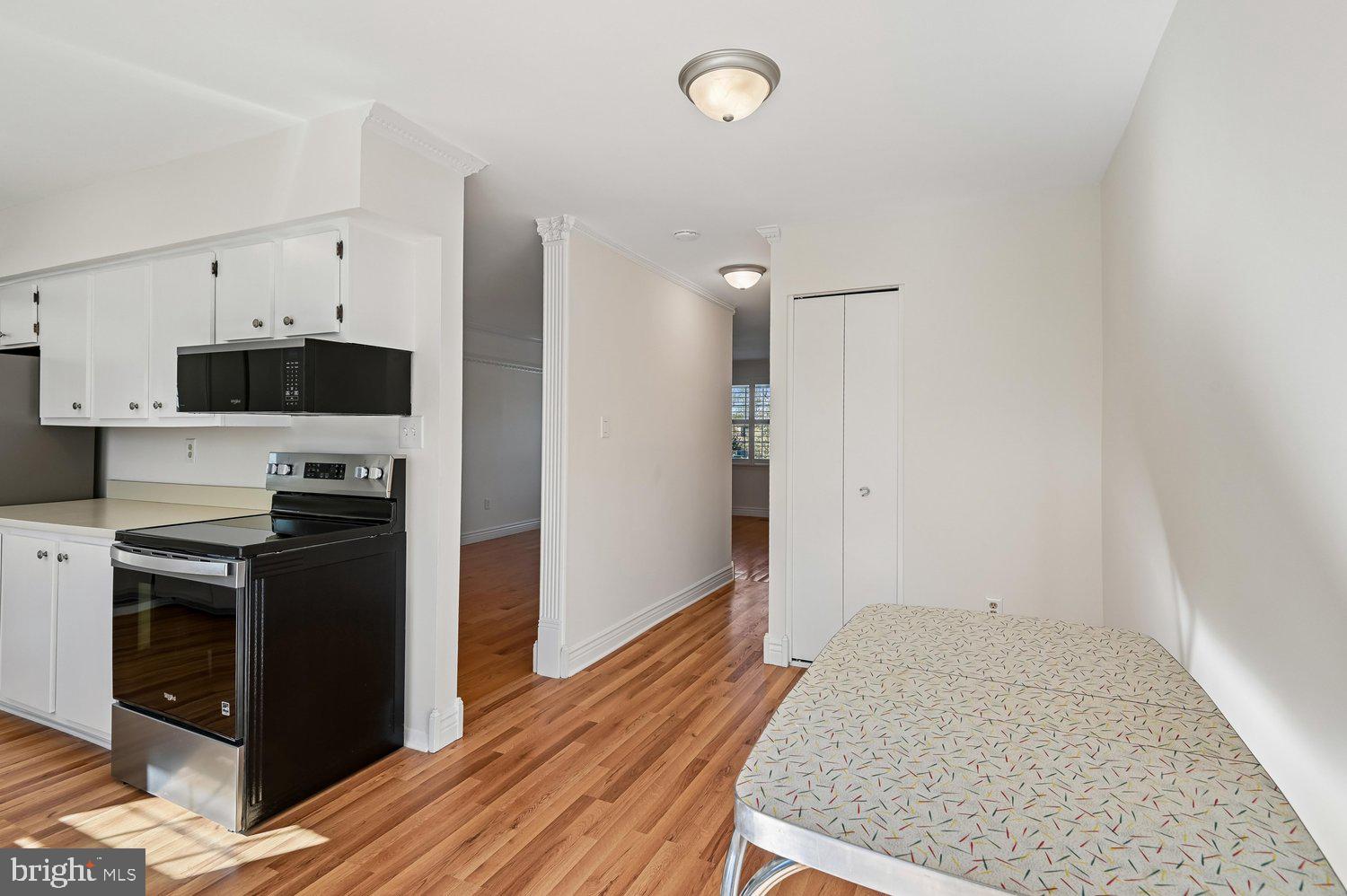 7 Drawbridge Court Baltimore, MD 21228 - Photo 22 of 65 Breakfast Area