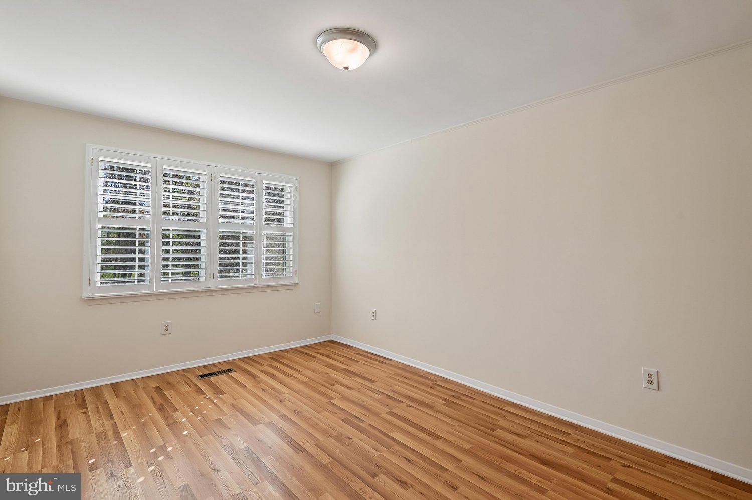 7 Drawbridge Court Baltimore, MD 21228 - Photo 41 of 65 Bedroom 3