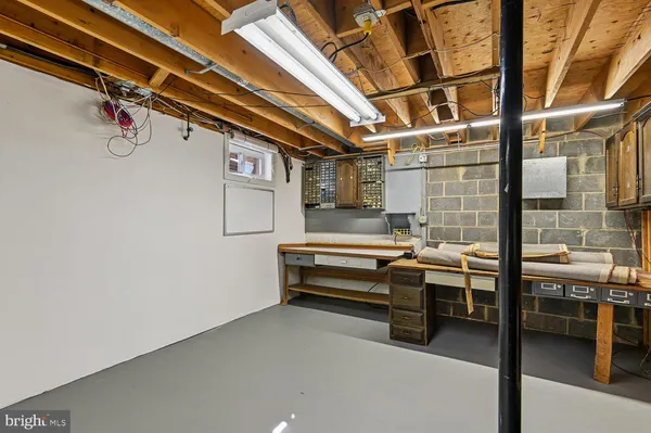 $389,000 | 7 Drawbridge Court, Baltimore, MD 21228