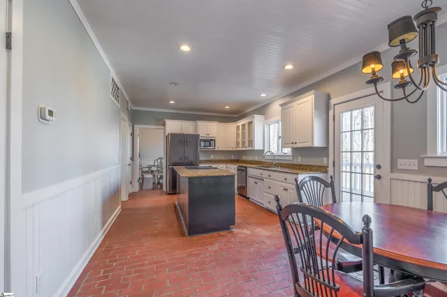 $779,999 | 315 Earles Fort Road, Landrum, SC 29356