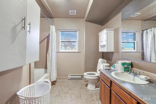 $389,000 | 905 Main Street South, Kimberly, ID 83341