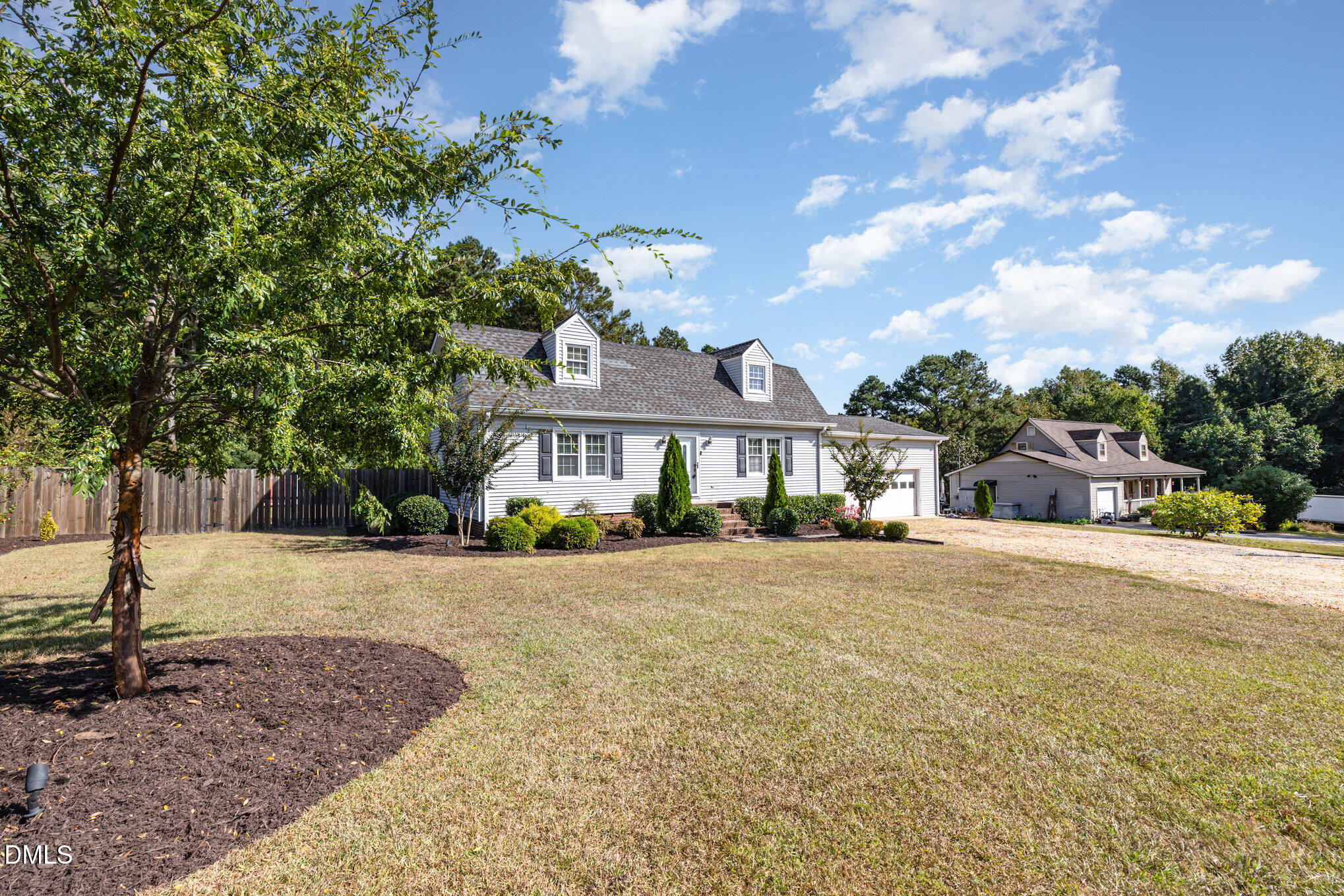 414 Aquilla Road Benson, NC 27504 - Photo 3 of 30 003_img_9224-edit_44