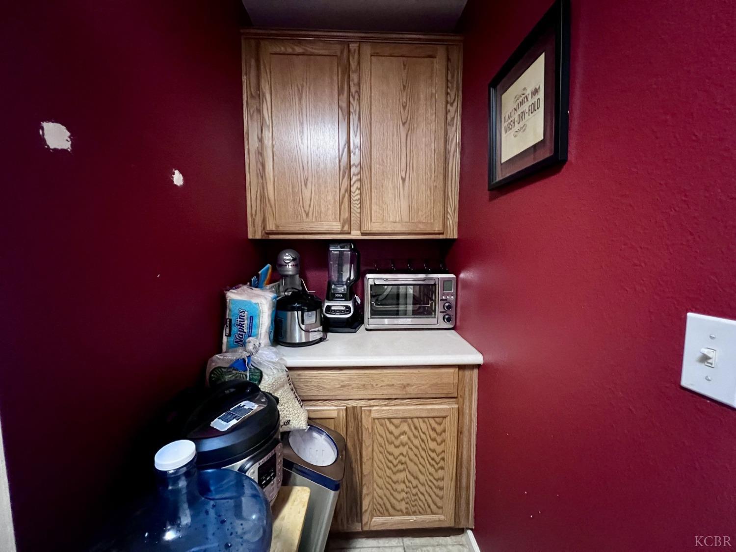 2463 Ranier Way Hanford, CA 93230 - Photo 11 of 30 Gallery Image 11