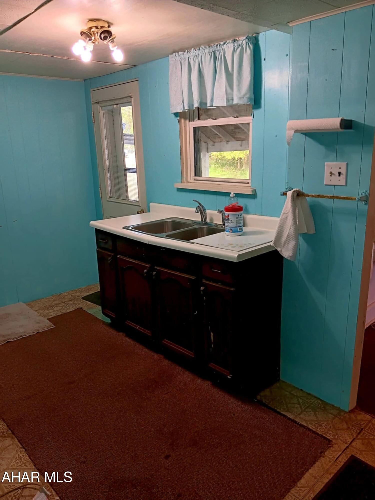 430 South Main Street Cherry Tree, PA 15724 - Photo 6 of 8