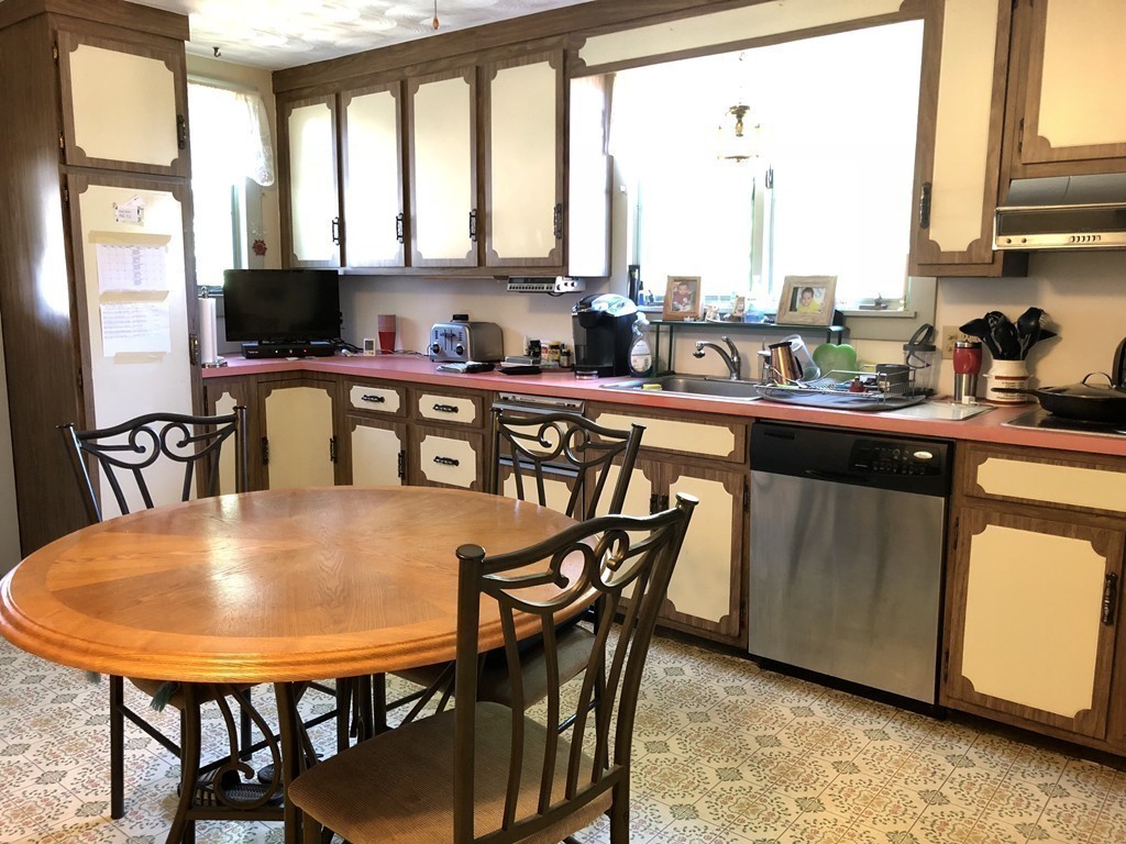 65 Waldeck Road Milton, MA 02186 - Photo 8 of 15