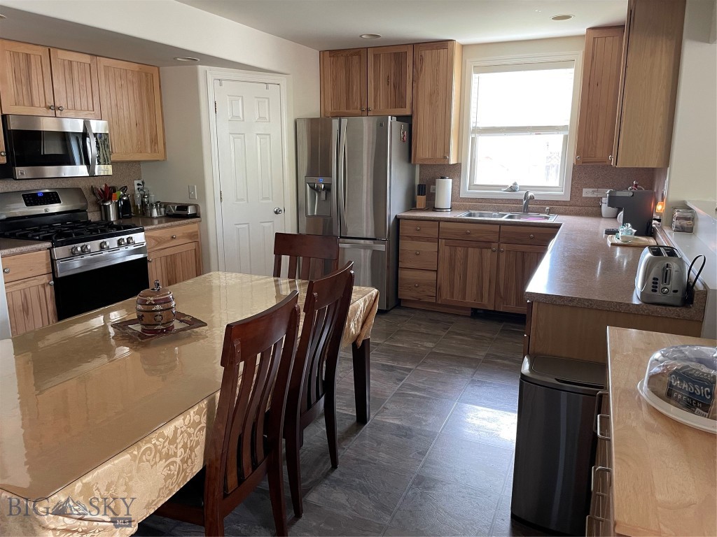 682 East River Road Pray, MT 59065 - Photo 30 of 100 Home 1 - Kitchen Area