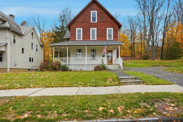 $309,900 | 50 Bardwell Street, South Hadley, MA 01075