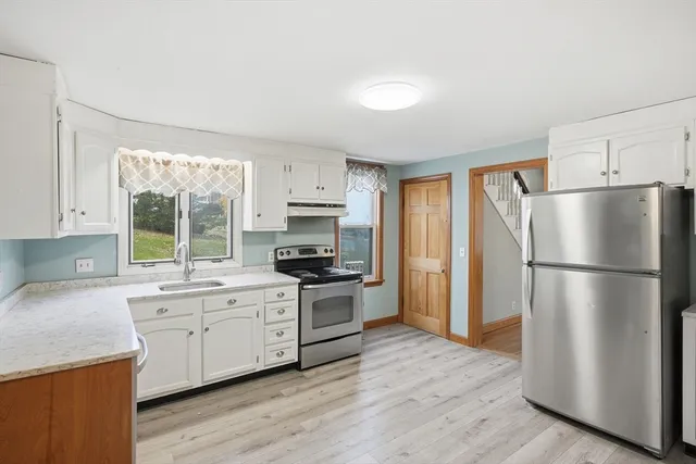 $309,900 | 50 Bardwell Street, South Hadley, MA 01075