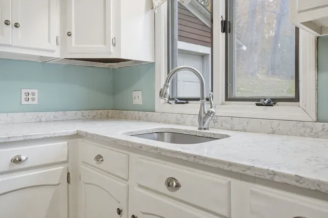 $309,900 | 50 Bardwell Street, South Hadley, MA 01075