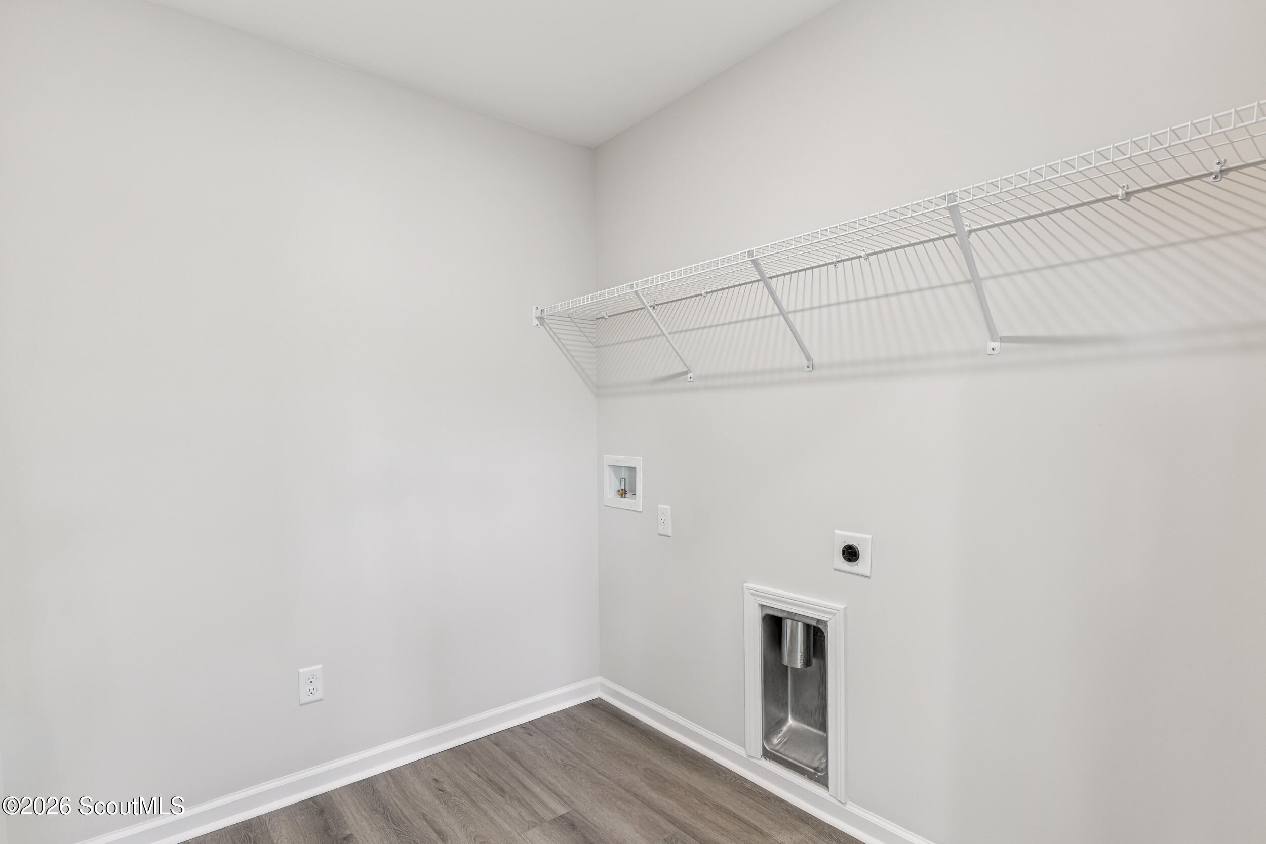 8 Fulham Road Brunswick, GA 31523 - Photo 23 of 28 Stock photos shown; to be similar not identical.