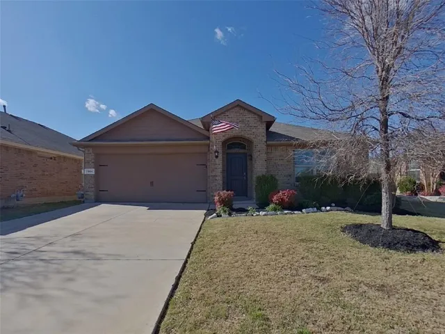 $2,169 | 7904 Mosspark Lane, Fort Worth, TX 76123