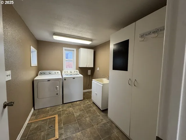 $275,000 | 2639 7th Street, Baker City, OR 97814