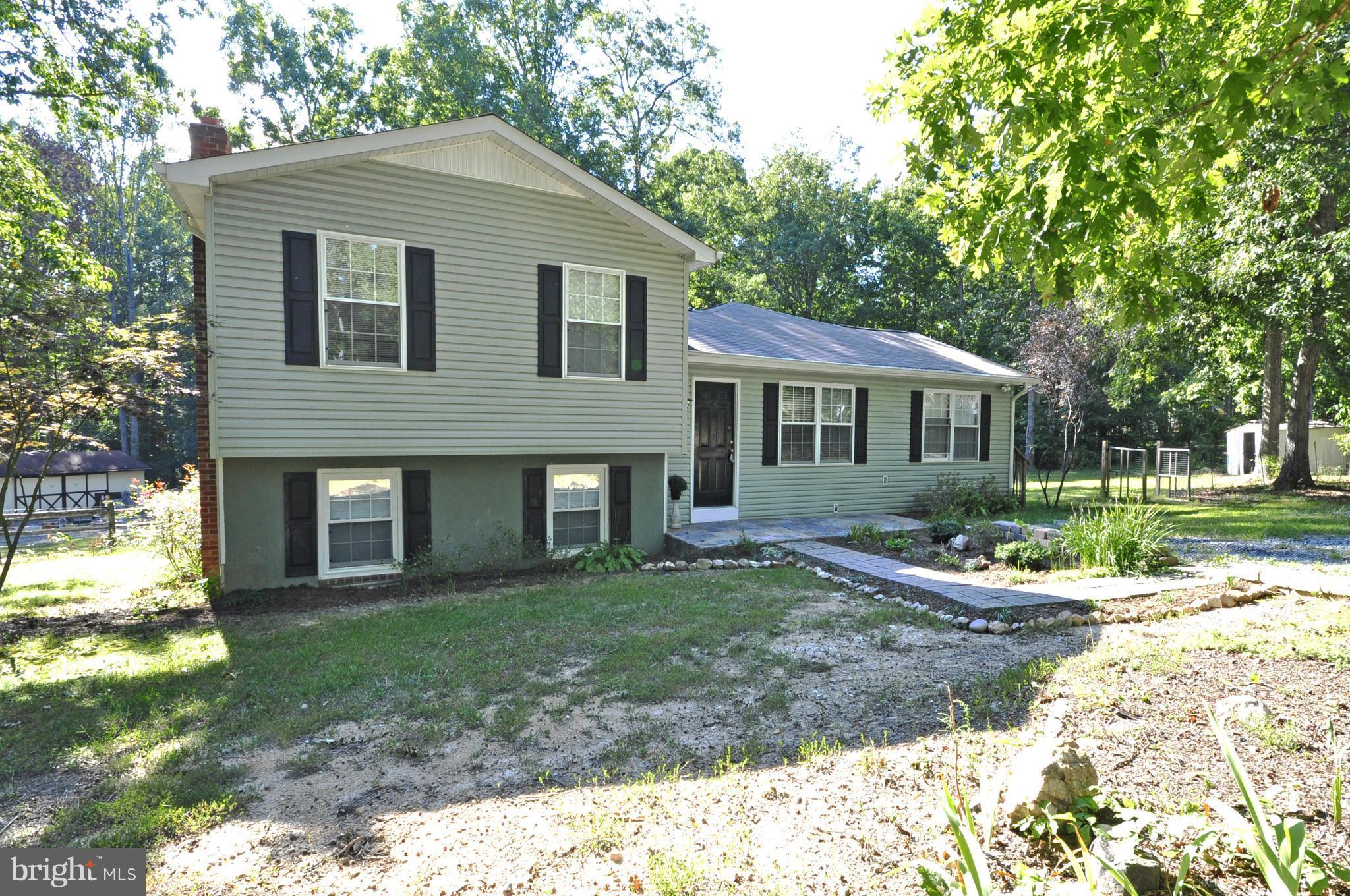 496 Cropp Road Fredericksburg, VA 22406 - Photo 1 of 17 Exterior (Front)