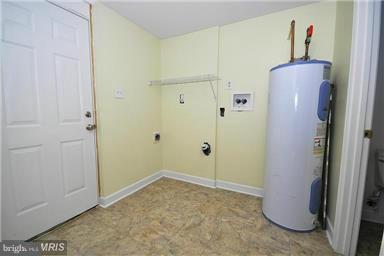 496 Cropp Road Fredericksburg, VA 22406 - Photo 15 of 17 Interior (General)