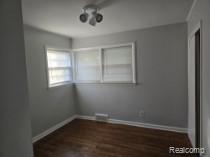 2385 Rutherford Road Bloomfield Hills, MI 48302 - Photo 3 of 8