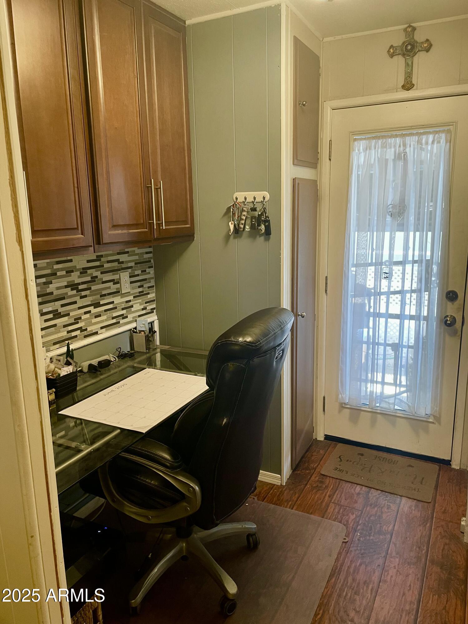 2050 West Dunlap Avenue, Unit F294 Phoenix, AZ 85021 - Photo 9 of 29 IMG_1393