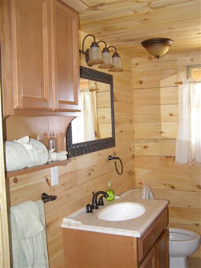 5502 West Four Hills Ranch Road Williams, AZ 86046 - Photo 3 of 4 Bathroom