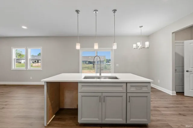 $372,400 | 1298 Switchfoot Drive, Huntertown, IN 46748