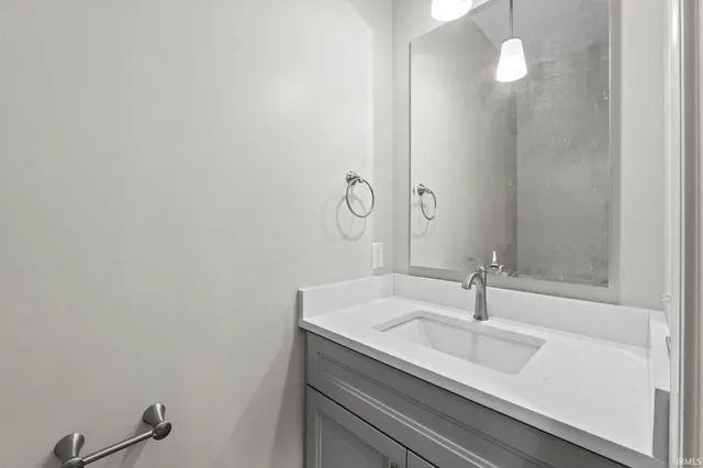 $372,400 | 1298 Switchfoot Drive, Huntertown, IN 46748