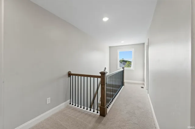 $372,400 | 1298 Switchfoot Drive, Huntertown, IN 46748