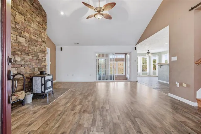 a view of livingroom with hardwood