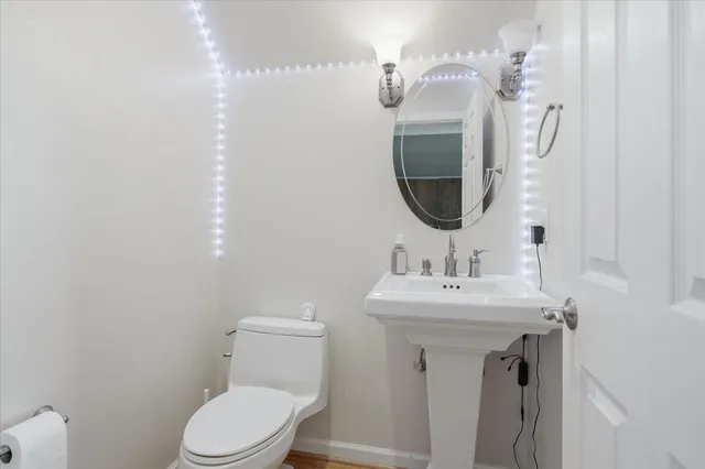 $684,950 | 1530 Indian Springs Lane, Moneta, VA 24121