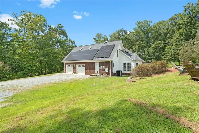 $684,950 | 1530 Indian Springs Lane, Moneta, VA 24121