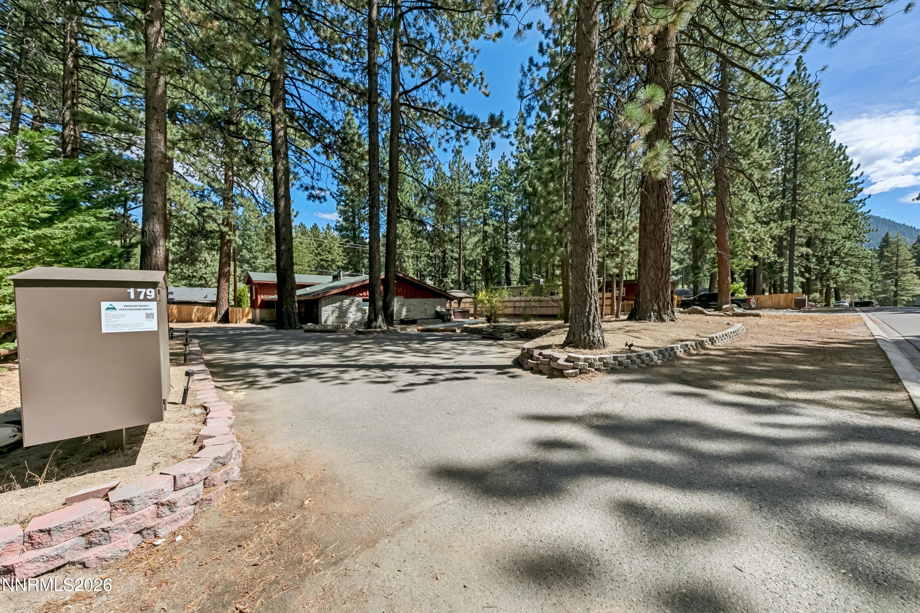 179 Pine Ridge Drive Stateline, NV 89449 - Photo 33 of 44 a05