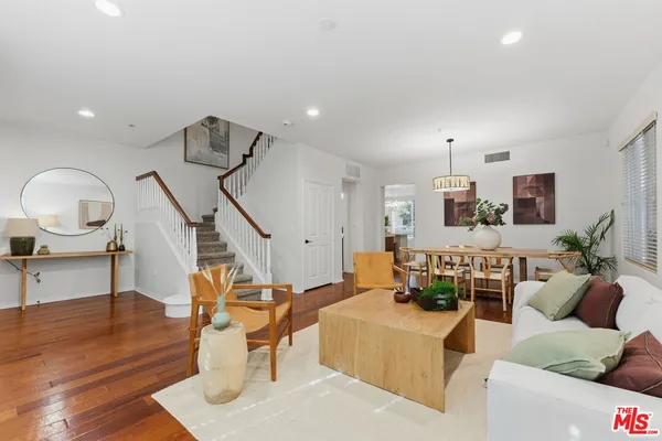 $1,199,000 | 6020 South Seabluff Drive, Unit 127, Playa Vista, CA 90094
