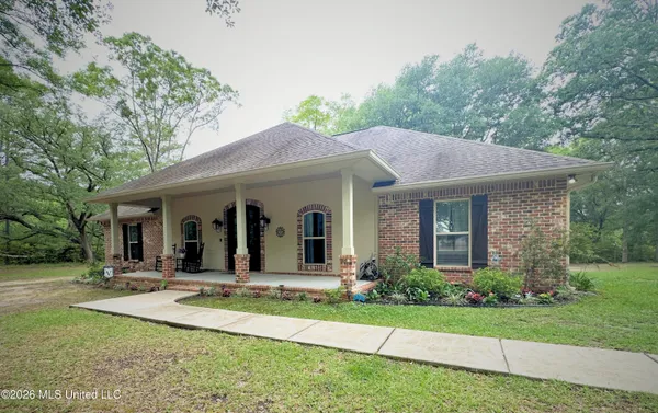 $549,999 | 16123 Lake Drive West, Vancleave, MS 39565