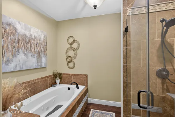 $549,999 | 16123 Lake Drive West, Vancleave, MS 39565