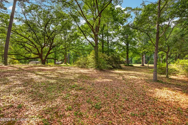 $549,999 | 16123 Lake Drive West, Vancleave, MS 39565