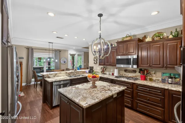 $549,999 | 16123 Lake Drive West, Vancleave, MS 39565